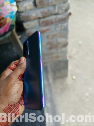 Realmi 9i